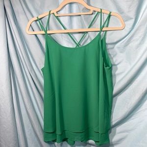 Size M green tank criss cross